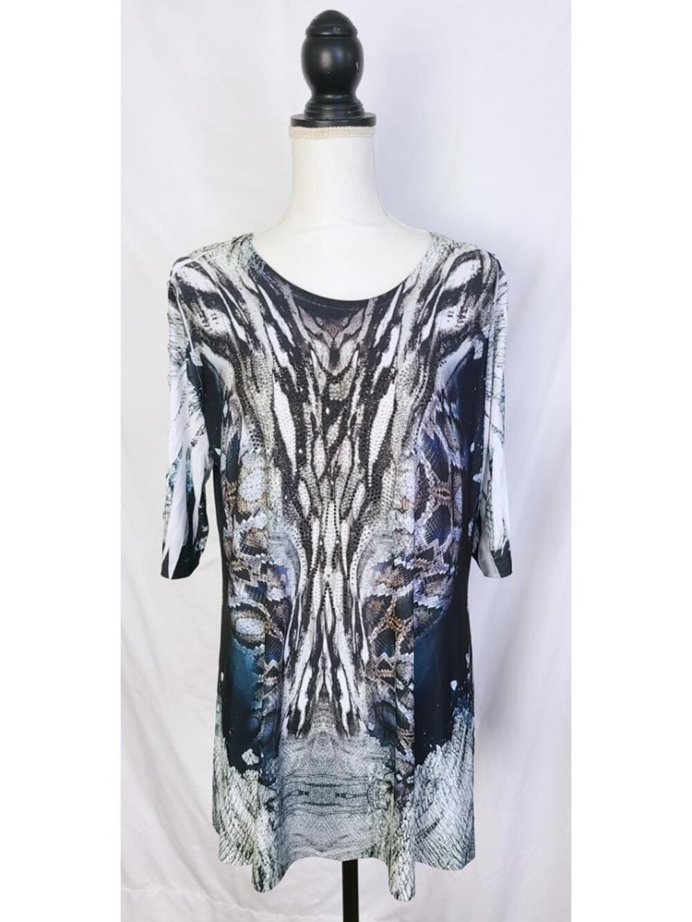 Patchington Women's Blue And Black Rhinestone Long Sleeve Tunic XL